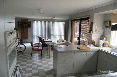 Property photo of 13 Athenium Court Carrum Downs VIC 3201