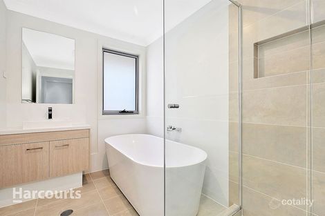 Property photo of 32 Carney Crescent Tallawong NSW 2762