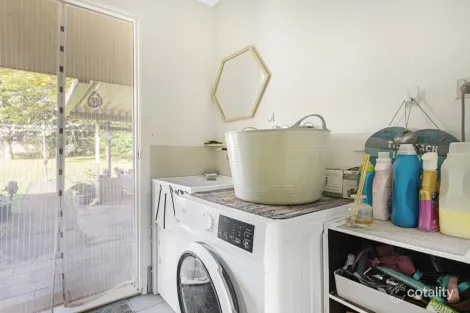 Property photo of 6 Crawford Drive Dundowran QLD 4655