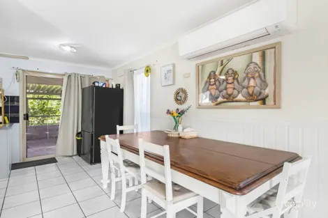 Property photo of 6 Crawford Drive Dundowran QLD 4655