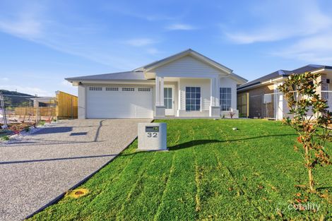 Property photo of 32 Milburn Circuit Boolaroo NSW 2284