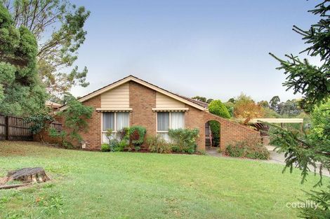 17 Oakbank Ct, Mooroolbark, VIC 3138