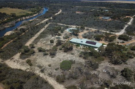 Property photo of 5 Daniels Road Hopetoun WA 6348