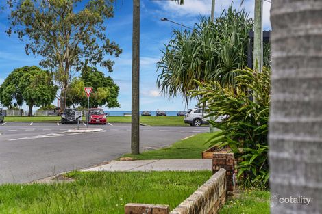 8 Earl Pde, Manly, QLD 4179