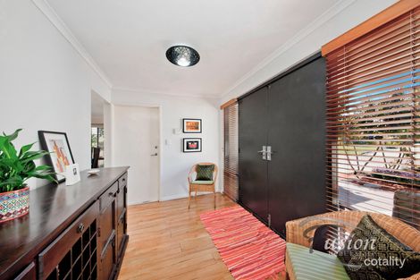 Property photo of 20 Madrid Terrace Hocking WA 6065