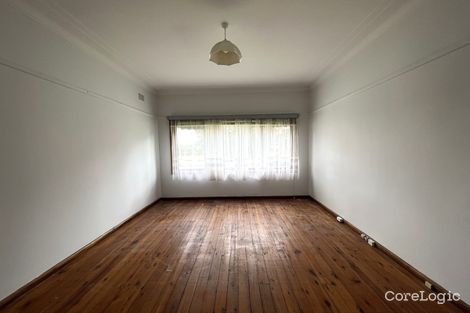 Property photo of 28 Lions Avenue Lurnea NSW 2170