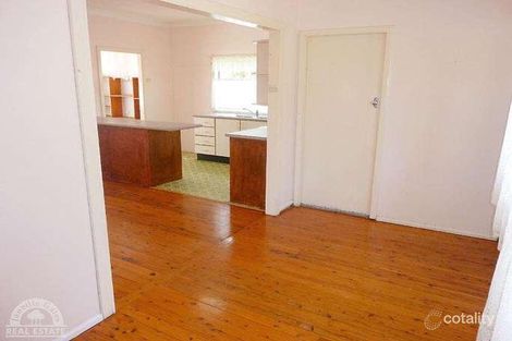 Property photo of 16 Tenth Avenue Budgewoi NSW 2262