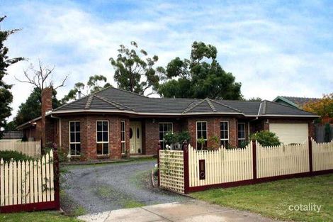 9 Grandeur Ct, Cranbourne, VIC 3977