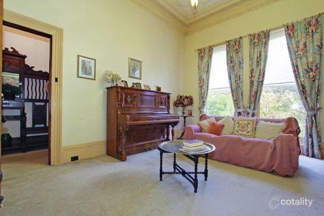 Property photo of 31 Russell Street Camberwell VIC 3124