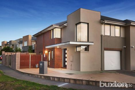 Property photo of 17 Brockhoff Drive Burwood VIC 3125