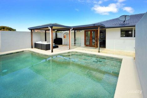 3 Nardie St, Sapphire Beach, NSW 2450