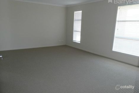Property photo of 6 Benedetto Crescent Cranbourne East VIC 3977