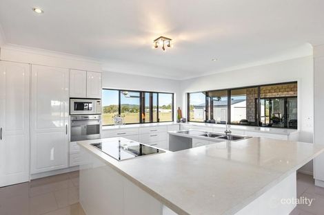 Property photo of 6 Graham Court Hatton Vale QLD 4341