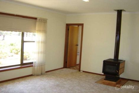 Property photo of 13 Warrow Road Cummins SA 5631