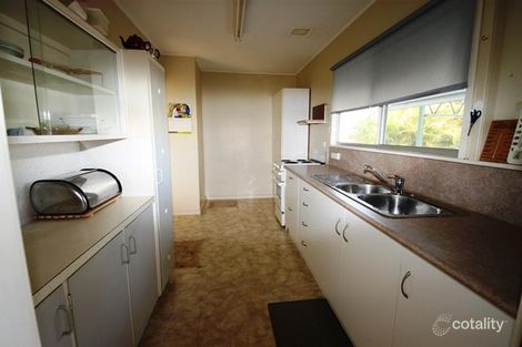 2 Mycumbene Way, Glen Eden, QLD 4680