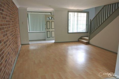 Property photo of 5/6 College Street Cambridge Park NSW 2747