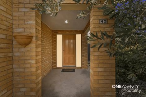 Property photo of 42 Howqua Way Manor Lakes VIC 3024