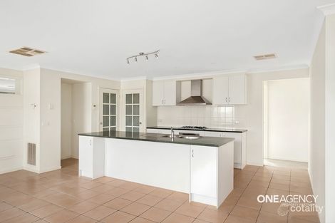 Property photo of 42 Howqua Way Manor Lakes VIC 3024