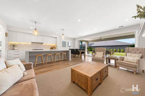 Property photo of 32 Villermont Drive Botanic Ridge VIC 3977