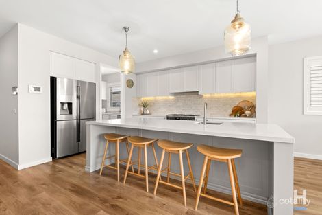 Property photo of 32 Villermont Drive Botanic Ridge VIC 3977