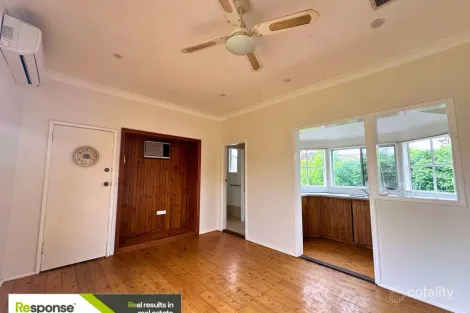 Property photo of 13 Coghlan Crescent Doonside NSW 2767