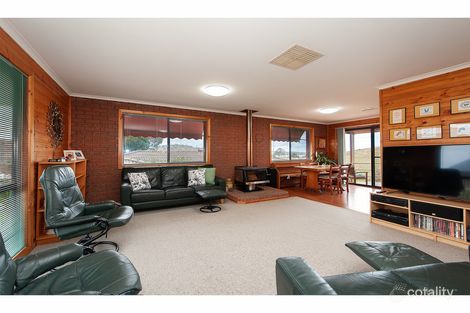 Property photo of 23 Hillcrest Avenue Bellbridge VIC 3691