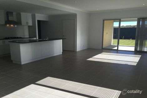 Property photo of 32 Marlinspike Boulevard Jindalee WA 6036