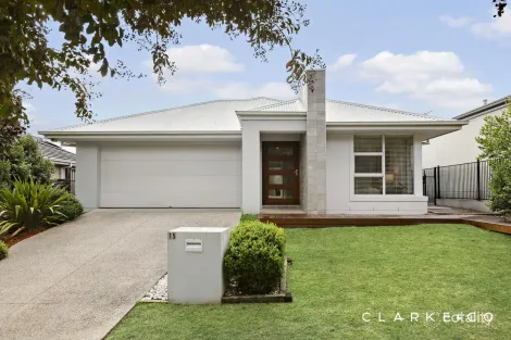 15 Seasons Cct, Chisholm, NSW 2322