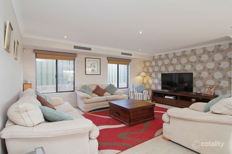 Property photo of 5 The Dell Canning Vale WA 6155