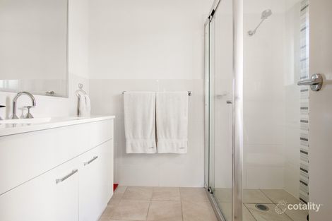 Property photo of 13 Hinchinbrook Close Ashtonfield NSW 2323