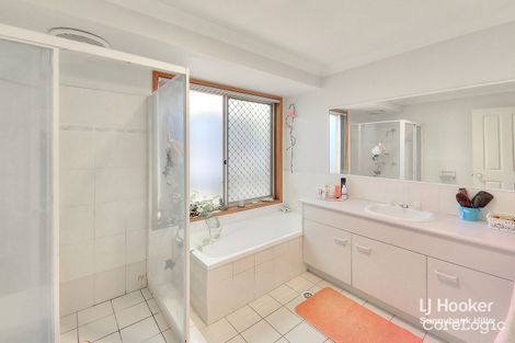 Property photo of 16 Bellflower Place Calamvale QLD 4116