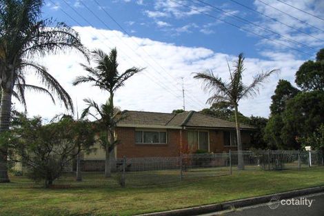 18 Benaud Cres, Warilla, NSW 2528