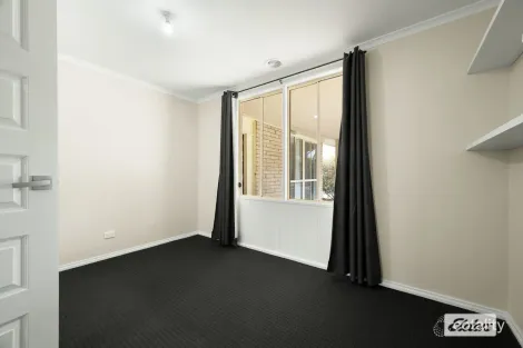 Property photo of 523 Margaret Place Lavington NSW 2641