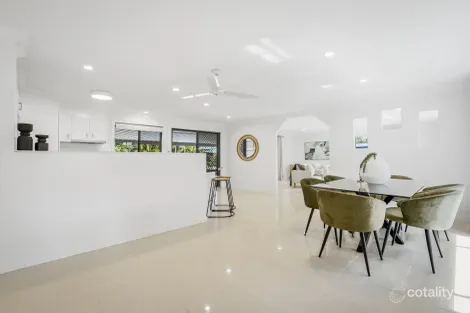 Property photo of 11 Milky Way Mudgeeraba QLD 4213