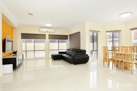 Property photo of 9 Cairnlea Drive Cairnlea VIC 3023