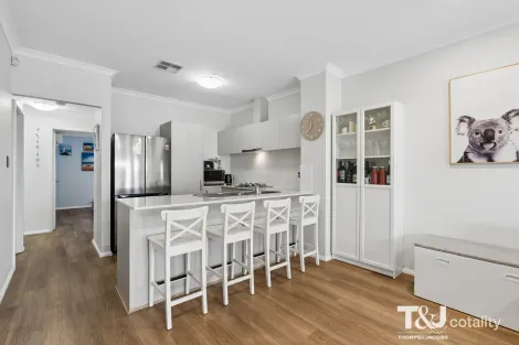 Property photo of 113 Broadway Boulevard Piara Waters WA 6112