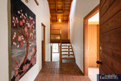 Property photo of 19 Valley Park Crescent North Turramurra NSW 2074