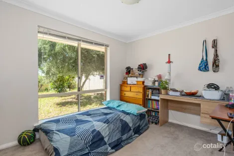 Property photo of 6 Henderson Drive Somerville WA 6430