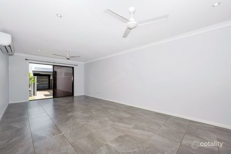 Property photo of 28 Goode Lane Oonoonba QLD 4811