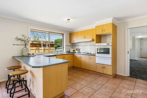 Property photo of 32 Paperbark Drive Mount Martha VIC 3934