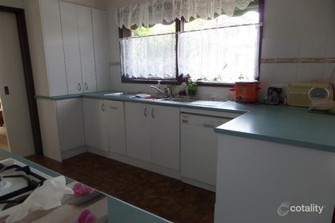 Property photo of 2 Sheeran Crescent Lara VIC 3212