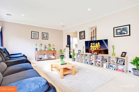 Property photo of 21 Boronia Avenue Cranbourne VIC 3977