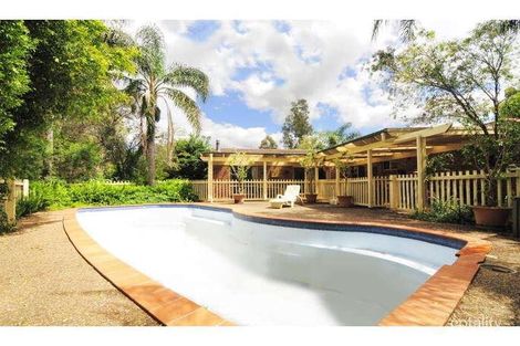 Property photo of 19 Tartarian Crescent Bomaderry NSW 2541