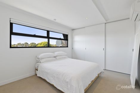 Property photo of 13/83 Asling Street Brighton VIC 3186