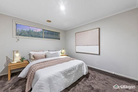 Property photo of 5 Sunhill Way Berwick VIC 3806