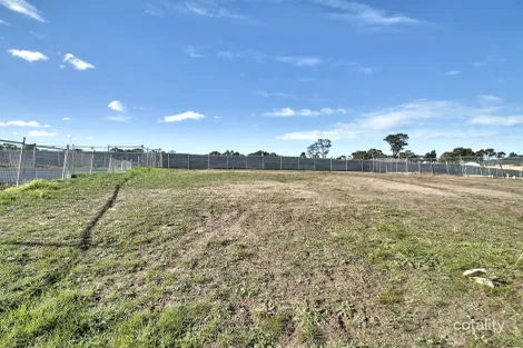 Property photo of 22 Bottlebrush Way Lucknow VIC 3875