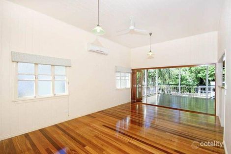 Property photo of 30 Franklin Street Highgate Hill QLD 4101