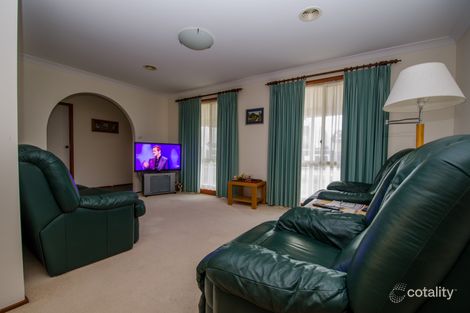 Property photo of 24 Preddey Way Gordon ACT 2906