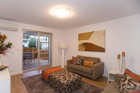 Property photo of 2/16 Bignell Street Flemington VIC 3031