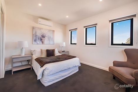 Property photo of 4/27 Manoon Road Clayton South VIC 3169